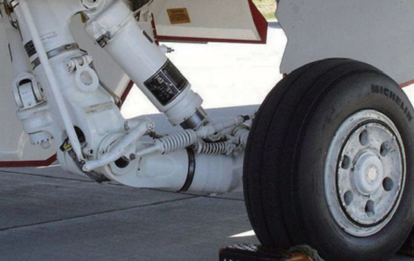 Hydraulic mechanism pressure detection